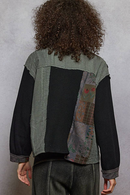 Pol Clothing - Round neck thermal printed contrast knit top