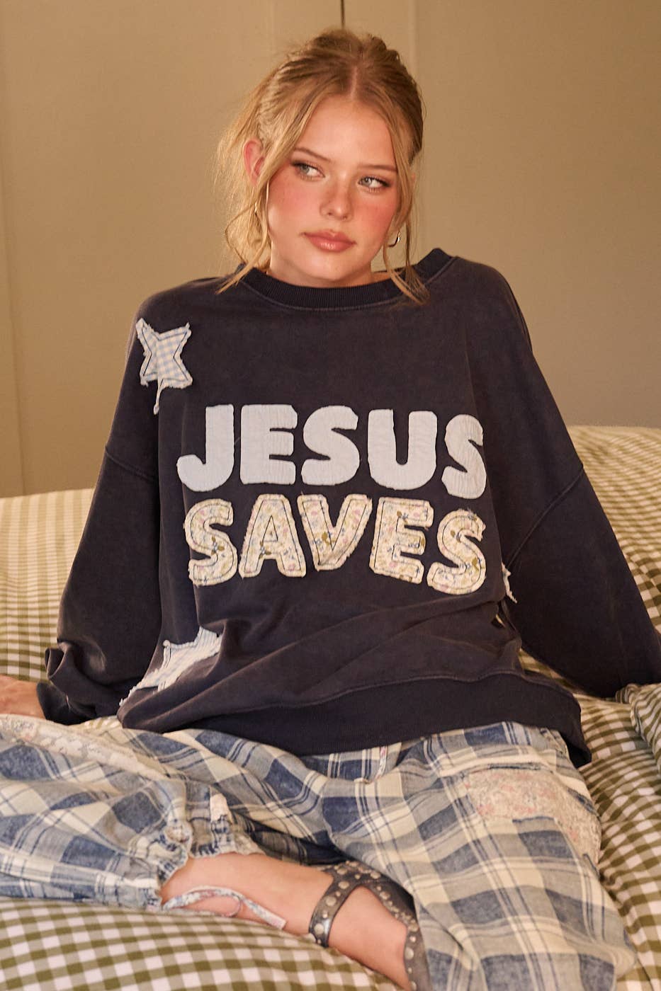 mittoshop - JESUS SAVES PATCHWORK CREW NECK SWEATSHIRT