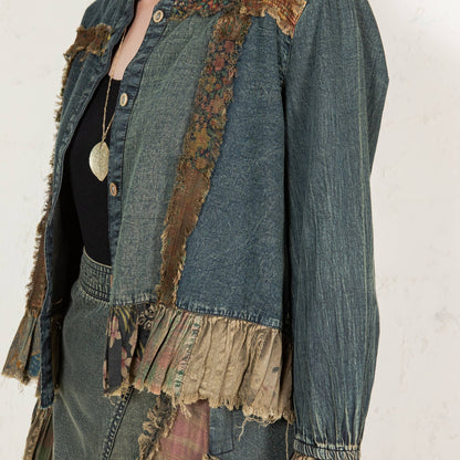 Western Boho Chic: Patch Pocket Cropped Denim Jacket