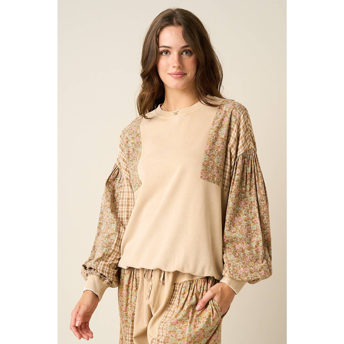 mittoshop - PATCHWORK SLEEVE MINERAL WASH CREW NECK SWEATSHIRT
