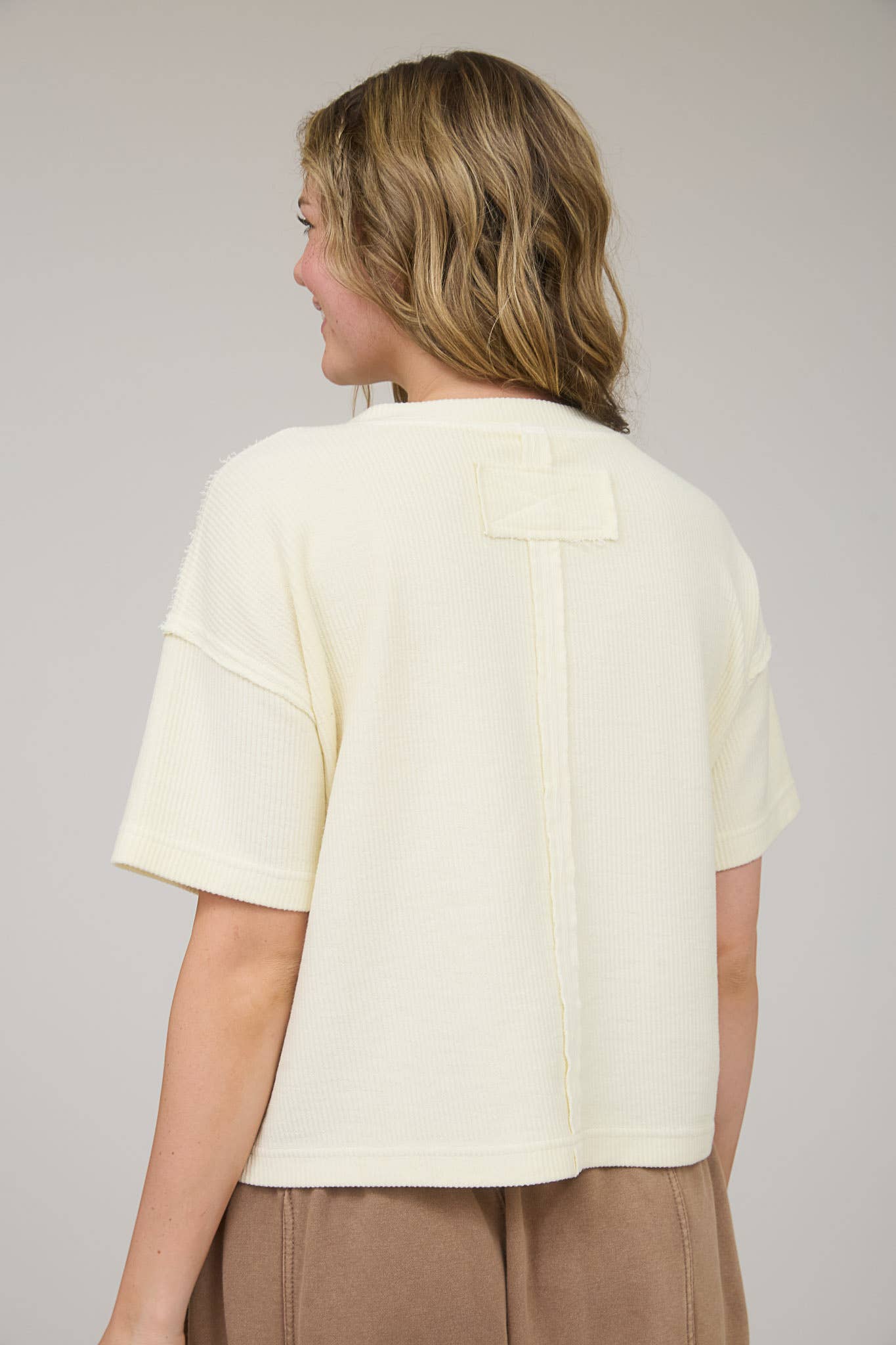 Everyday WASHED RIBBED SHORT SLEEVE TEE WITH POCKET
