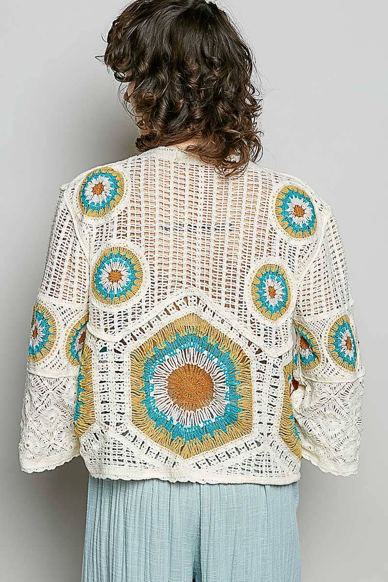 Pol Clothing - V-Neck Granny Circle Motif Scalloped Edge Crochet Top