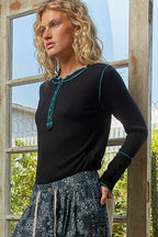 Pol Clothing - Round neck solid cut and sew knit mix knit top
