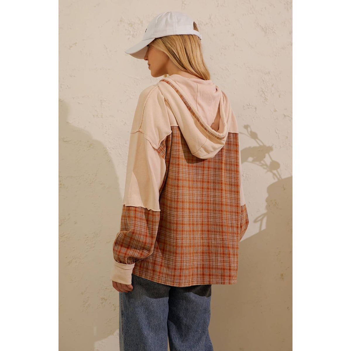 Sage + Fig - PLAID MIXED-MEDIA HOODIE PULLOVER