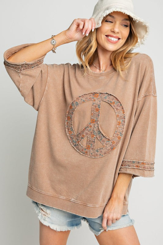 Easel Mineral Washed Terry Floral Peace Sign Pullover