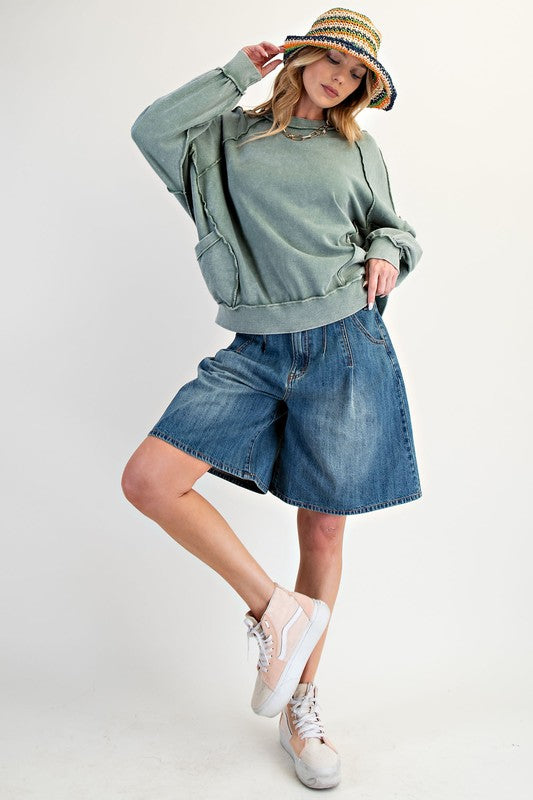 Easel Cut Out Mineral Washed Pullover