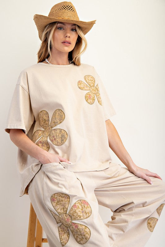 Easel Flower Patch Featured Mineral Washed Knit Top