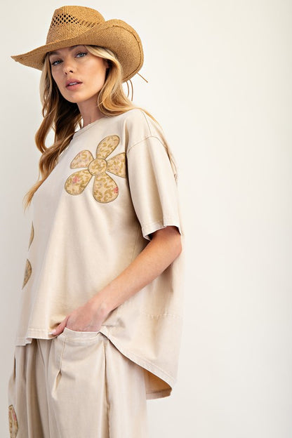 Easel Flower Patch Featured Mineral Washed Knit Top
