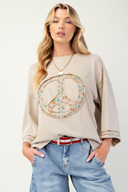 Easel Mineral Washed Terry Floral Peace Sign Pullover