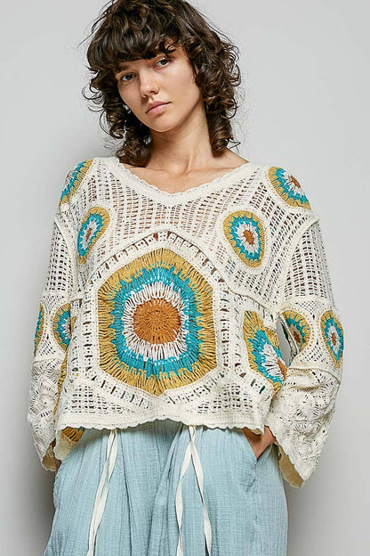 Pol Clothing - V-Neck Granny Circle Motif Scalloped Edge Crochet Top