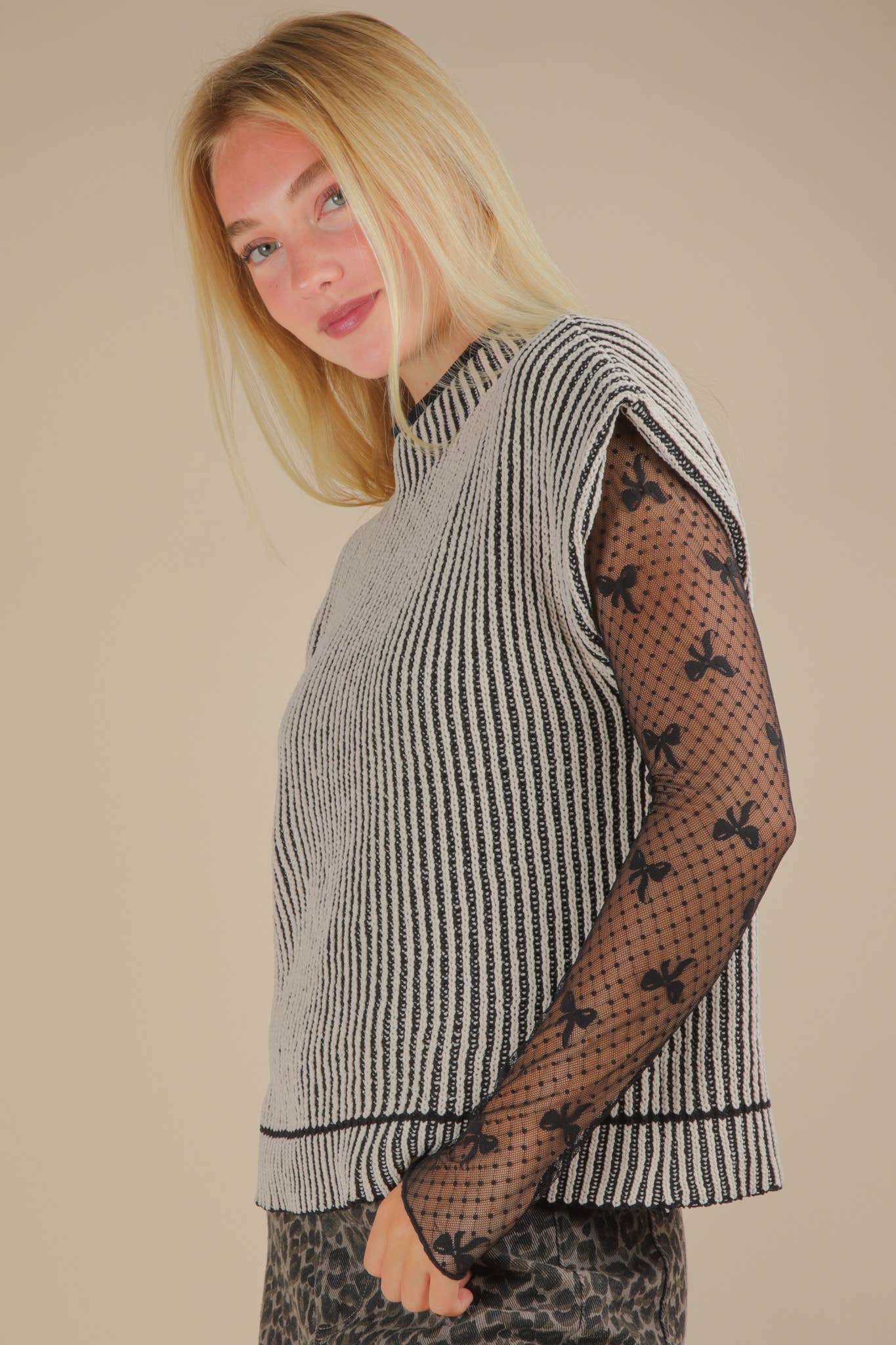 Two Tone Ribbed Knit Sweater Vest