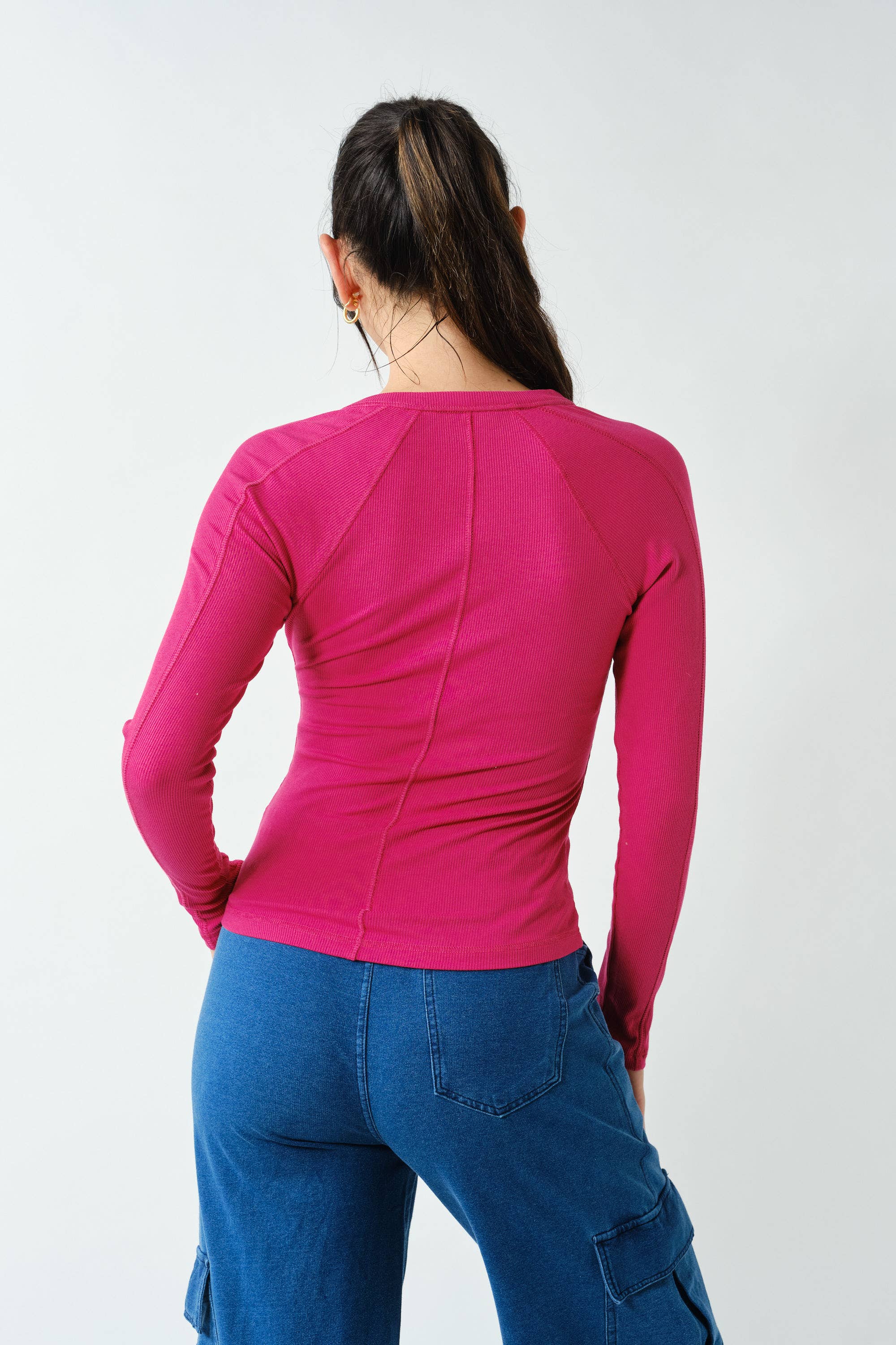 Essential Long-Sleeved Micro-Ribbed Henley Top-Mono B