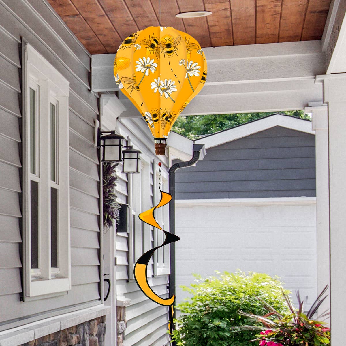Briarwood Lane - Bumblebee Deluxe Hot Air Balloon Spinner