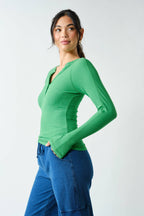 Essential Long-Sleeved Micro-Ribbed Henley Top-Mono B