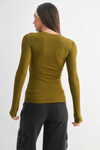 Essential Long-Sleeved Micro-Ribbed Athleisure Top Mono-B