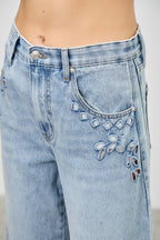 HIGH RISE LOW CURVE BARREL WITH EMBROIDERY Saige Denim