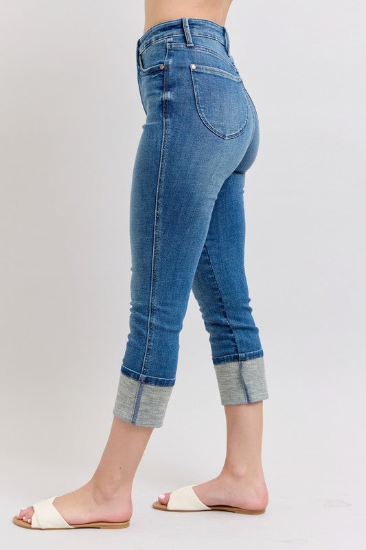 Judy Blue HW Tummy Control Back Shield Pkts & Cuff Capri