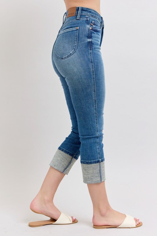 Judy Blue HW Tummy Control Back Shield Pkts & Cuff Capri