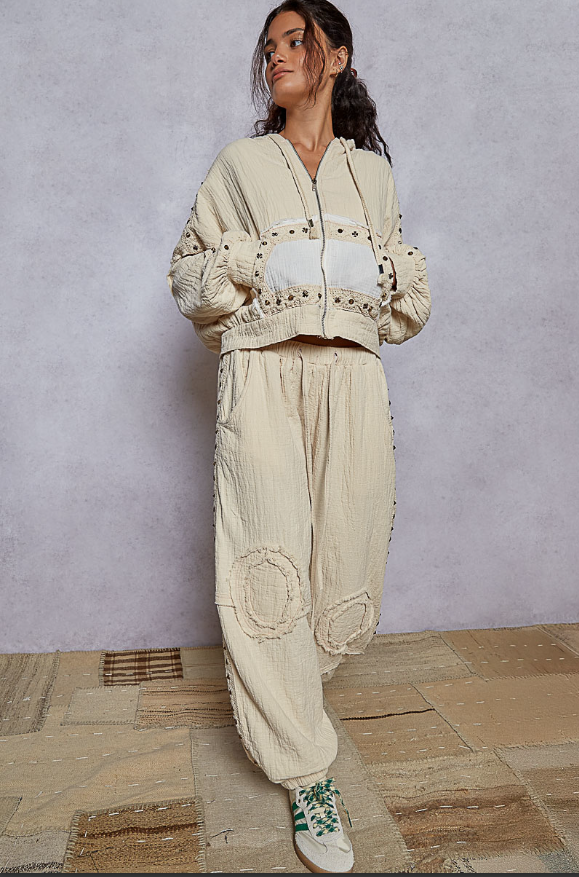 Pol  regular fit balloon sleeve hoodie top in double gauze with front pockets