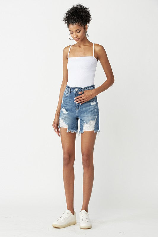 HIGH RISE MID THIGH DISTRESSED SHORTS RRISEN