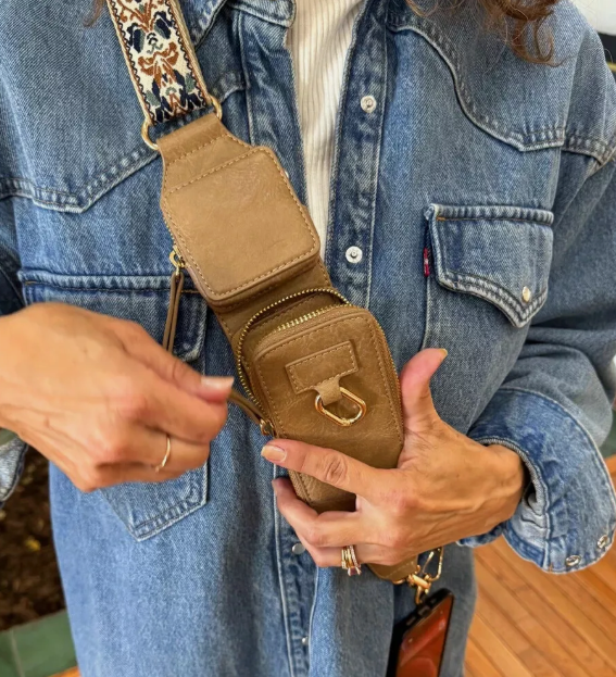 Save the Girls Clip & Go Phone Wristlet with Matching