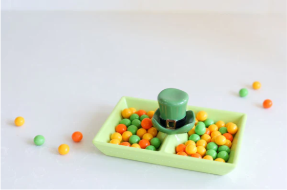 spot o' irish Nora Fleming green top hat