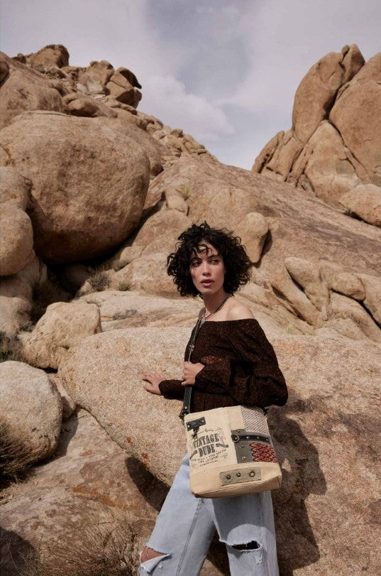 Sundown River Vintage Shoulder Bag