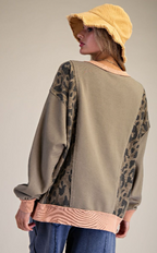 USA PATCH FRONT ANIMAL MIX WASHED PULLOVER