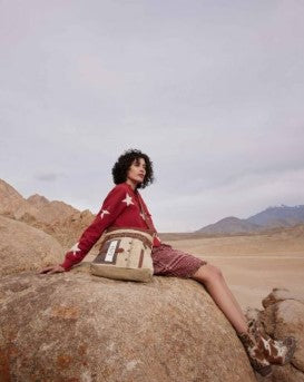 Yesteryear Vintage Style Shoulder Bag