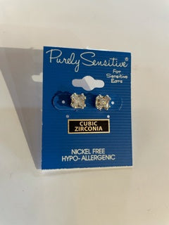 Purely Sensitive Princess Square Earrings PIERCED